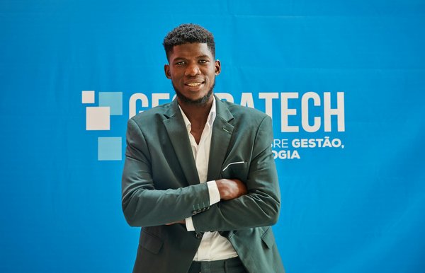 What are the best ways to learn game design for aspiring developers?